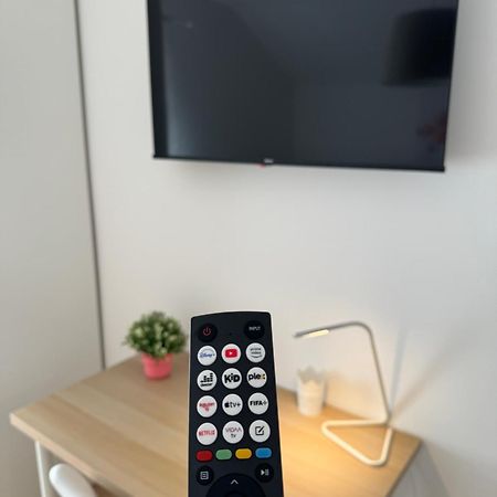 Apartman Tony Deluxe Near Zagreb Airport Velika Gorica Eksteriør billede