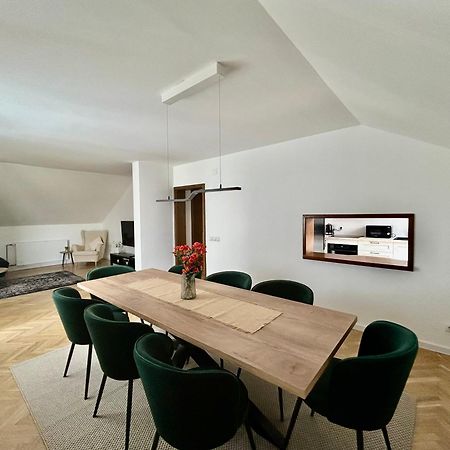 Apartman Tony Deluxe Near Zagreb Airport Velika Gorica Eksteriør billede